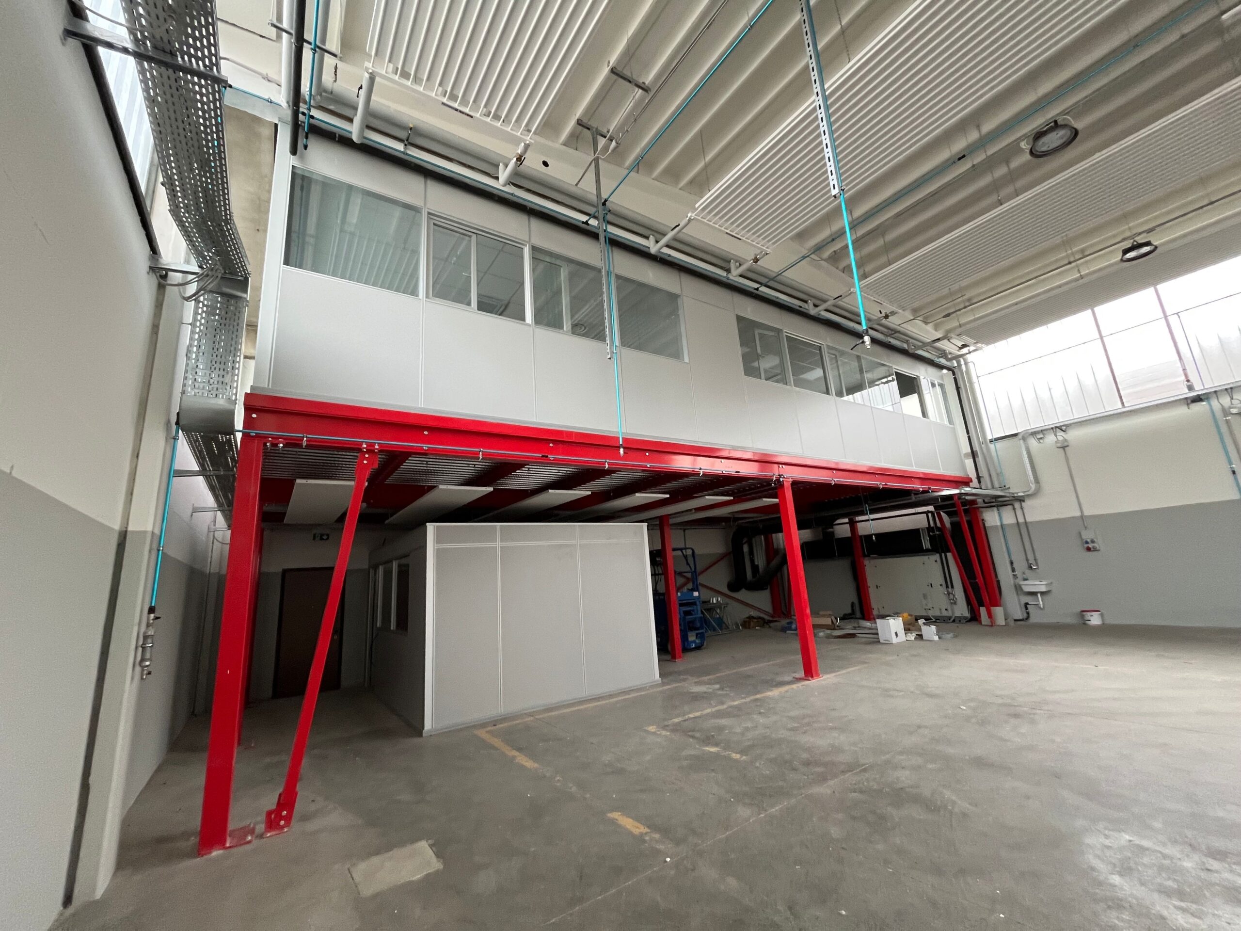 Parete Divisoria Mobile per Stabilimento sopra Soppalco