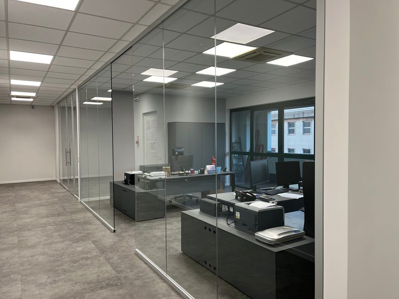 Parete in Vetro per Uffici Direzionali