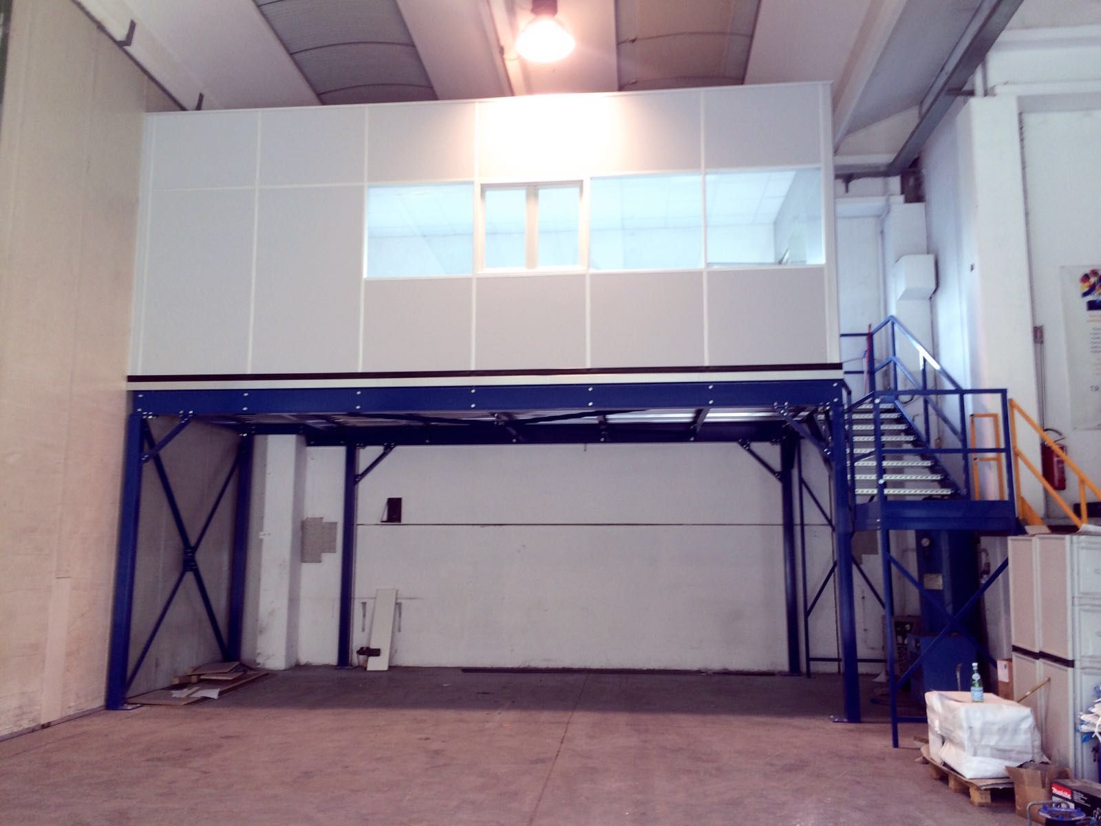 Realizzazione Struttura a Soppalco per Uffici