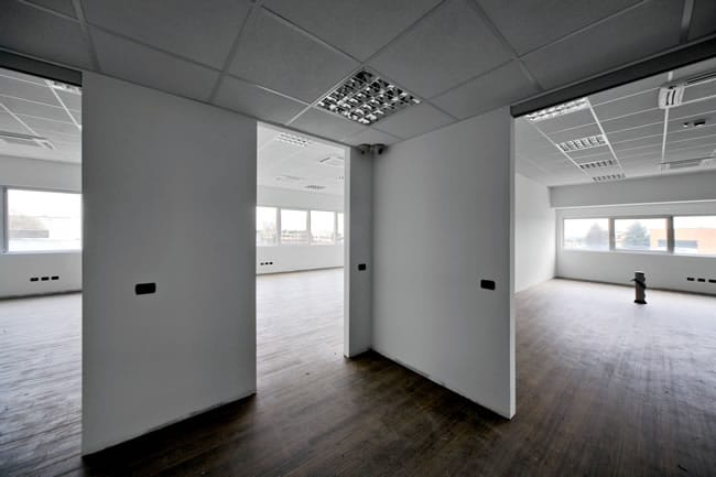 Pareti in cartongesso inghifughe per ambiente ad uso ufficio in un edificio di Milano